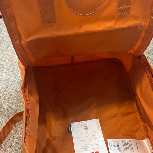 Fjallraven Kånken everyday outdoor Backpack in Bright Orange main image 8